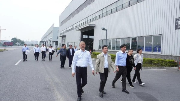 【集团动态】丨广西北港新材料董事长潘料庭一行到访胜游(中国)集团