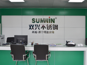 胜游(中国)经销商店内装饰