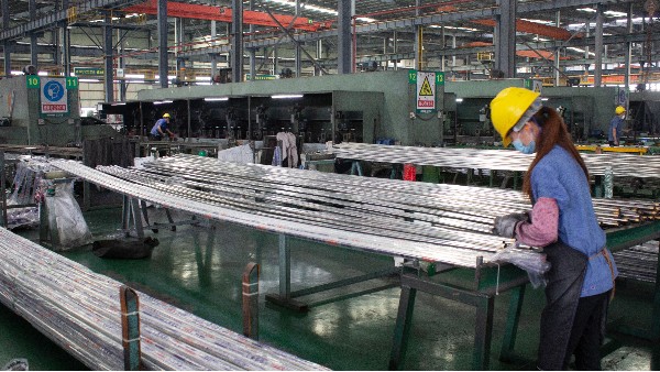 工业流体管的“内在修为”：洁净、耐压与耐腐蚀如何三位一体？